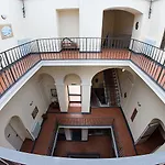 Grand Capodimonte 4* נאפולי