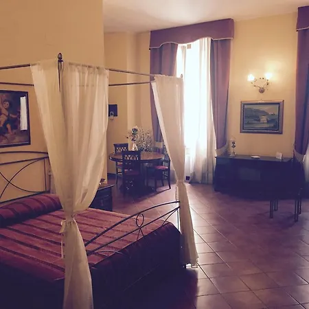 Grand Capodimonte Hotel Nápoles