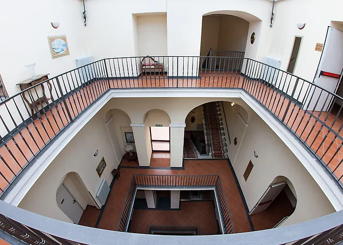 Grand Capodimonte 4* נאפולי