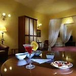 Grand Capodimonte 4* Neapel