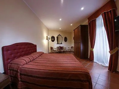 Ξενοδοχείο Grand Capodimonte 4*