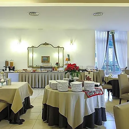 Hotel Grand Capodimonte 4*